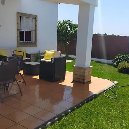 Villa Chalet Con Piscina Privada Para Familias En Conil, Cerca De Playas Y Atracciones - Es-180-283 *