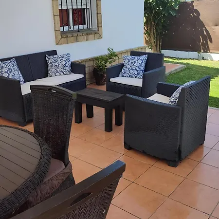 Villa Chalet Con Piscina Privada Para Familias En Conil, Cerca De Playas Y Atracciones - Es-180-283 *